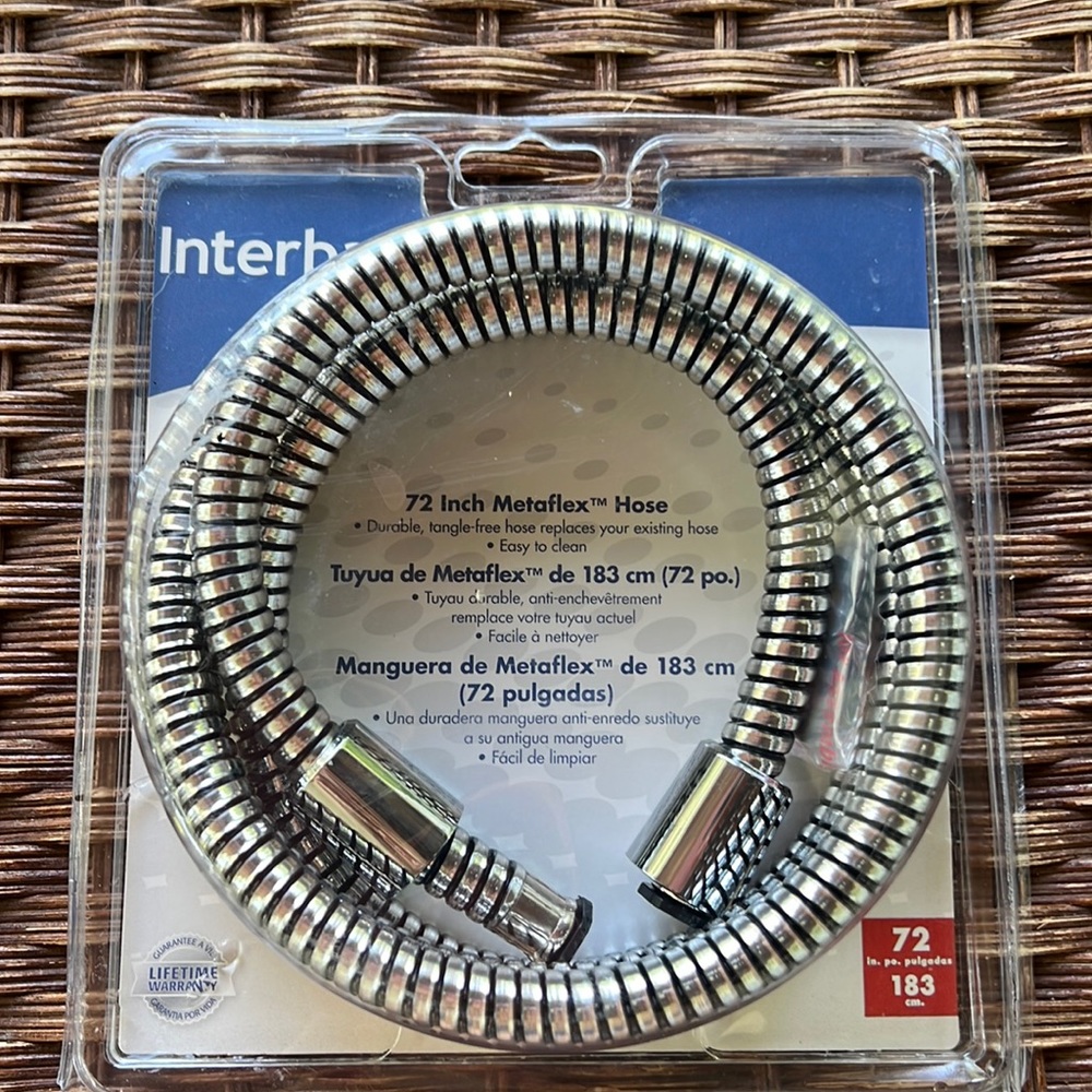 Enter bath 72 inch meta flex hose